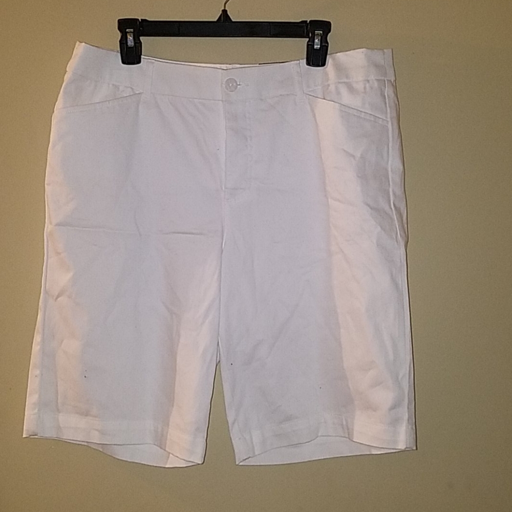 Ladies Bermuda Shorts